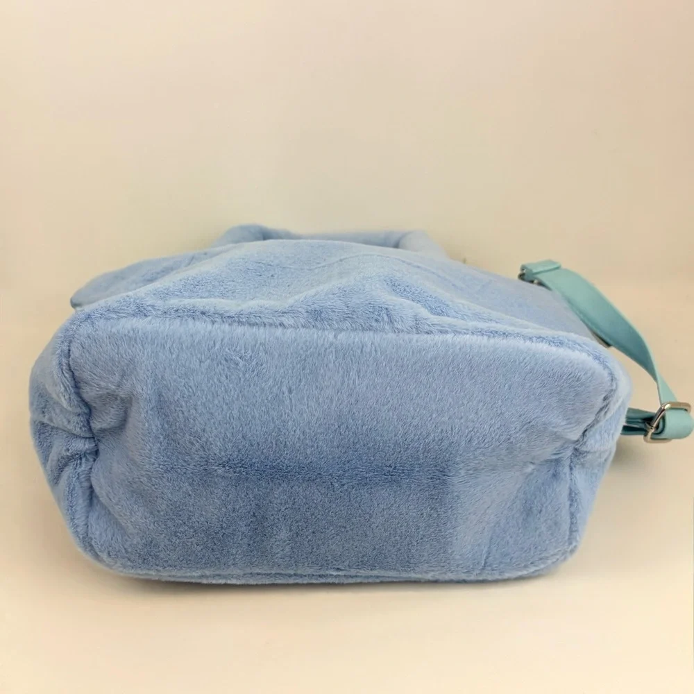 Cinnamoroll Baby Blue Fuzzy Crossbody Bag New With Tags